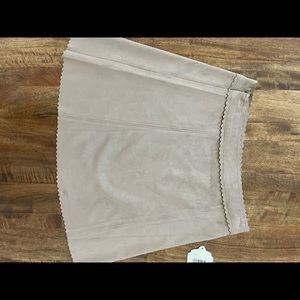 Altar’d State tan skirt. Brand new. Never worn.